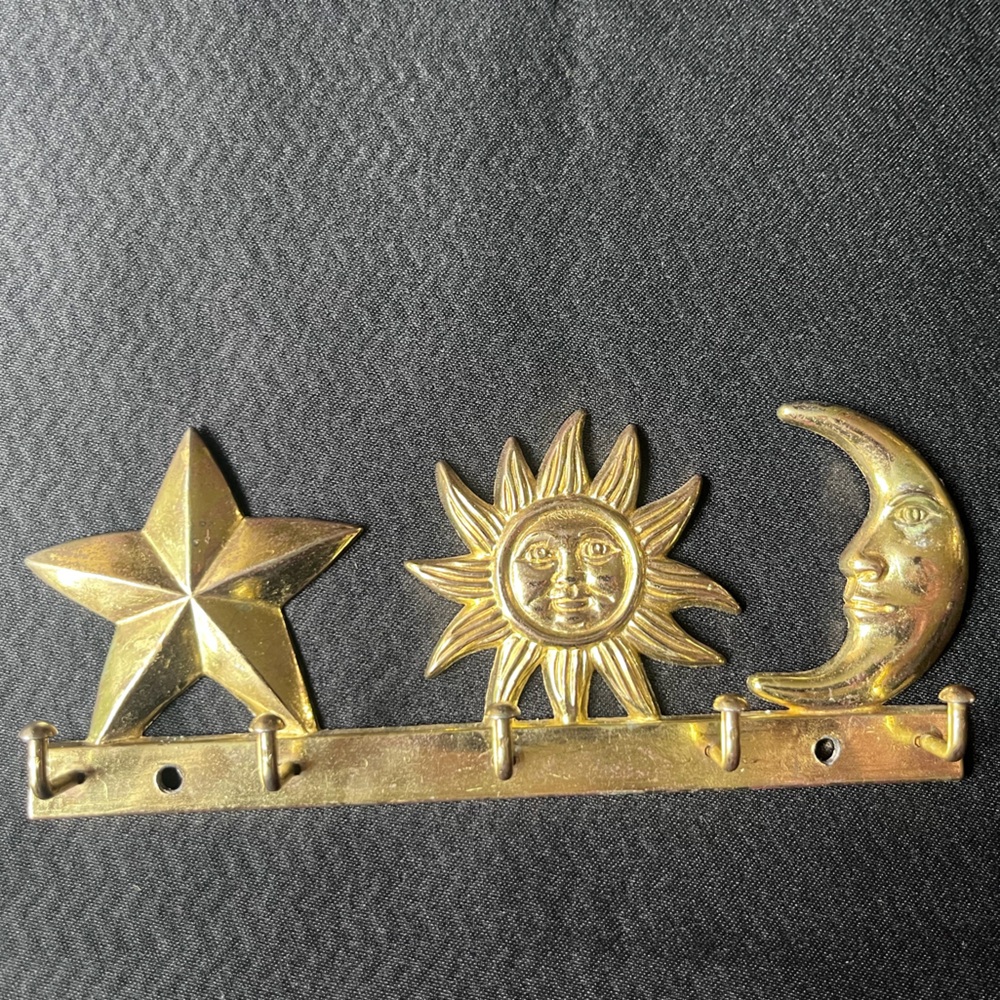 Vintage Gold Metal Celestial Sun Moon Star Key Holder Hook Rack Wall Decor